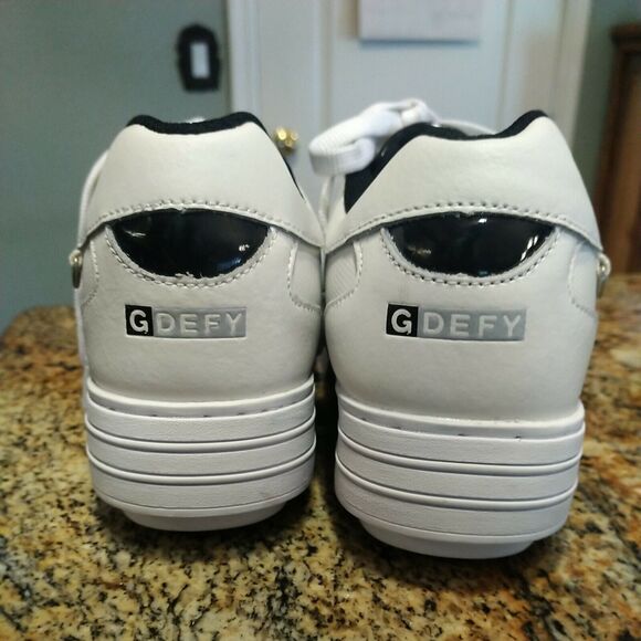 GDefy by Gravity Defyer Men Walking Shoes Size 8 White/Gray NEW